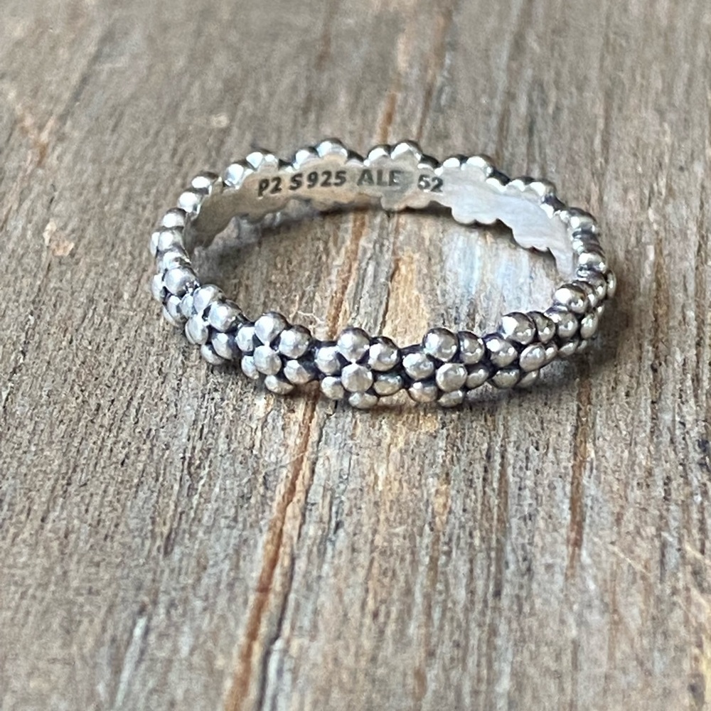 Pandora - Silver Floral Band Ring - Size 6